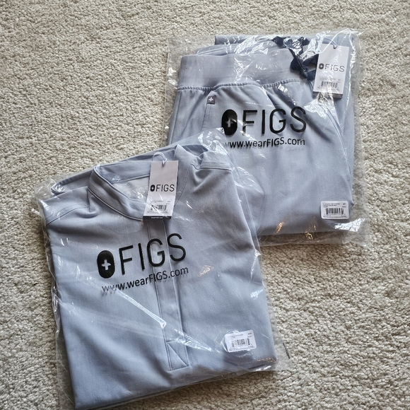 Figs Chambray Scrub Set - Picture 1 of 3